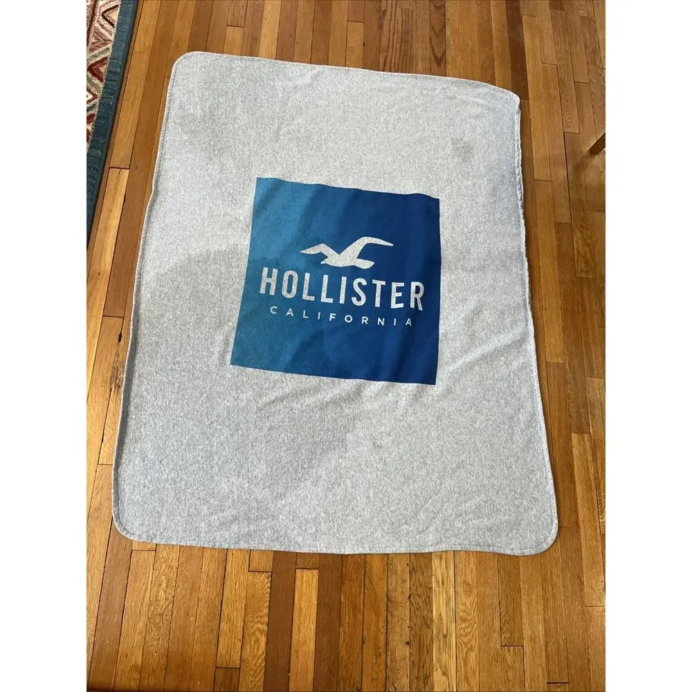Hollister California Logo Throw Blanket Grey Beach Blanket 59x44” READ